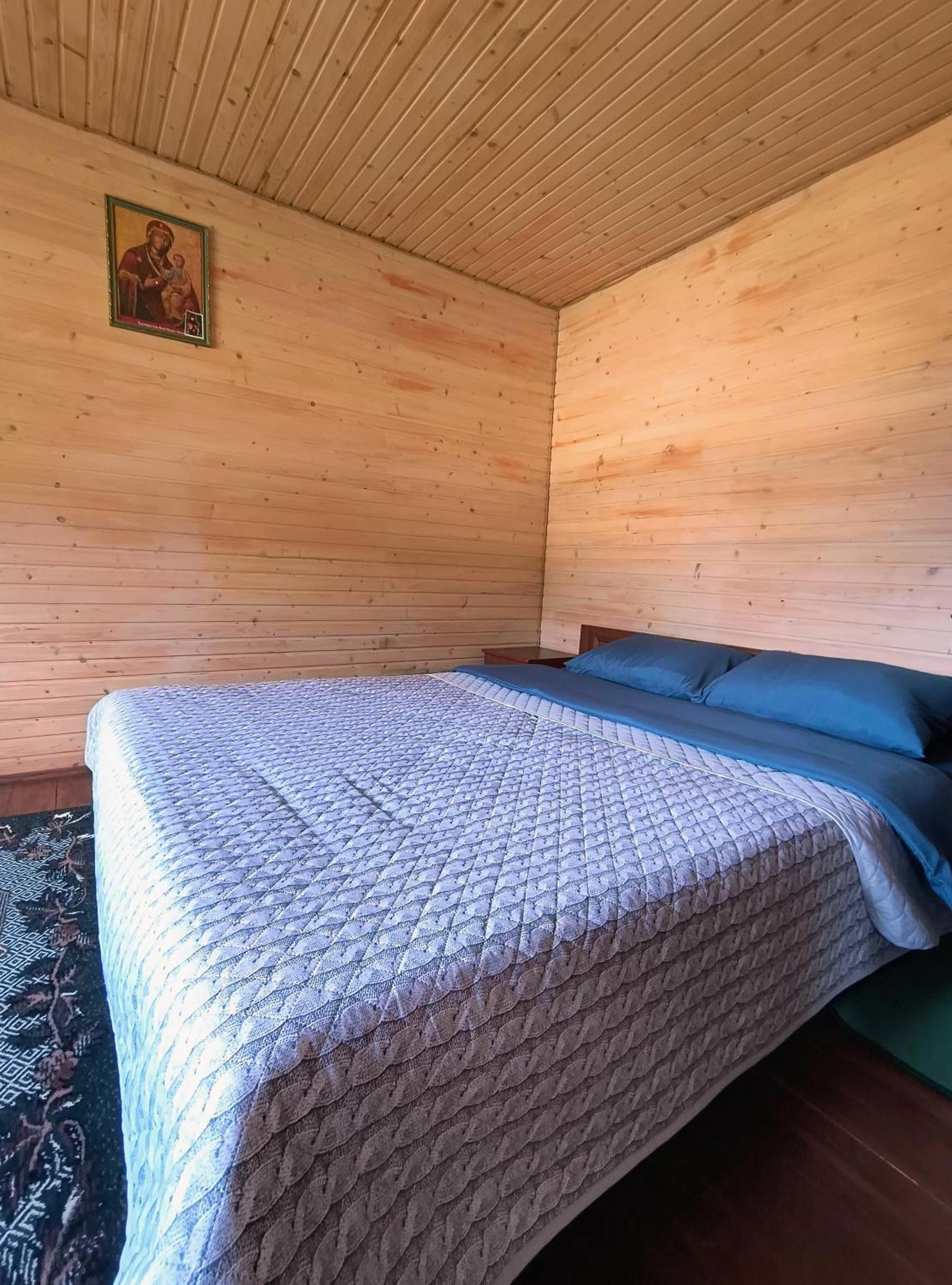 Na Hutori Hotell Tatariv Exteriör bild